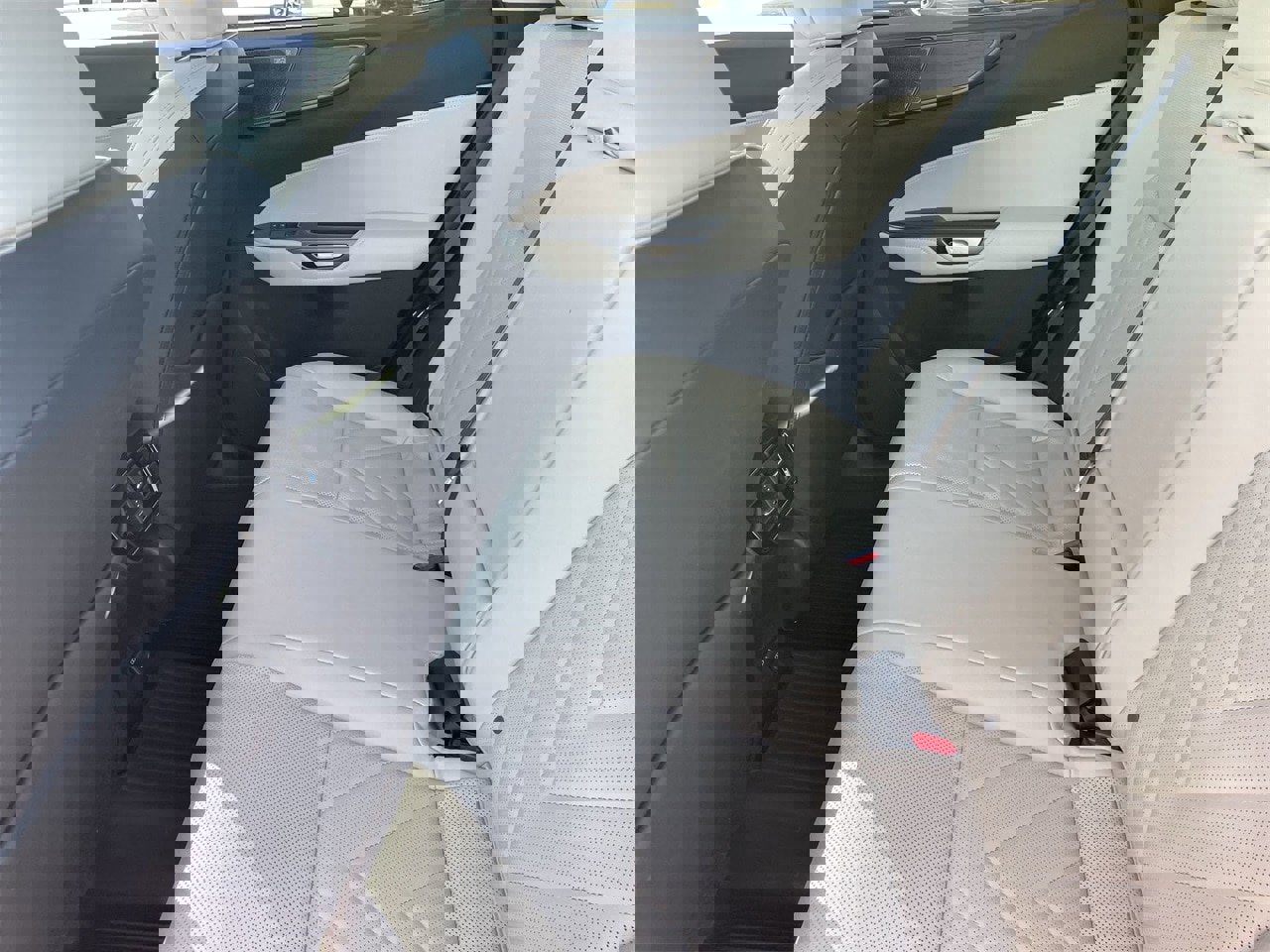 Used 2025 Lexus NX 300h AWD w/ Luxury Package image 16