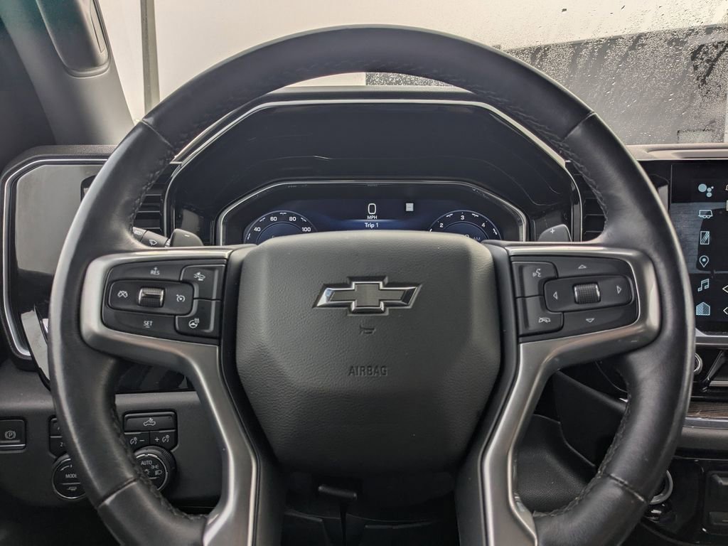 Used 2022 Chevrolet Silverado 1500 LT Trail Boss image 21