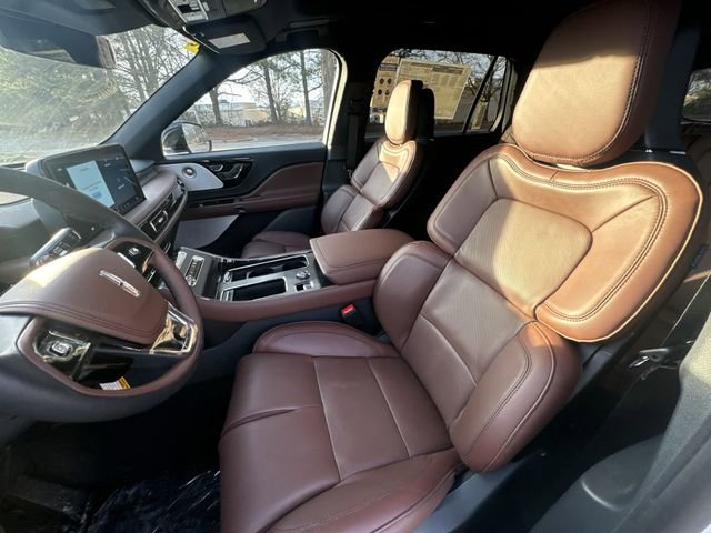 New 2026 Lincoln Aviator Reserve w/ Luxury Package AWD/4WD image 11