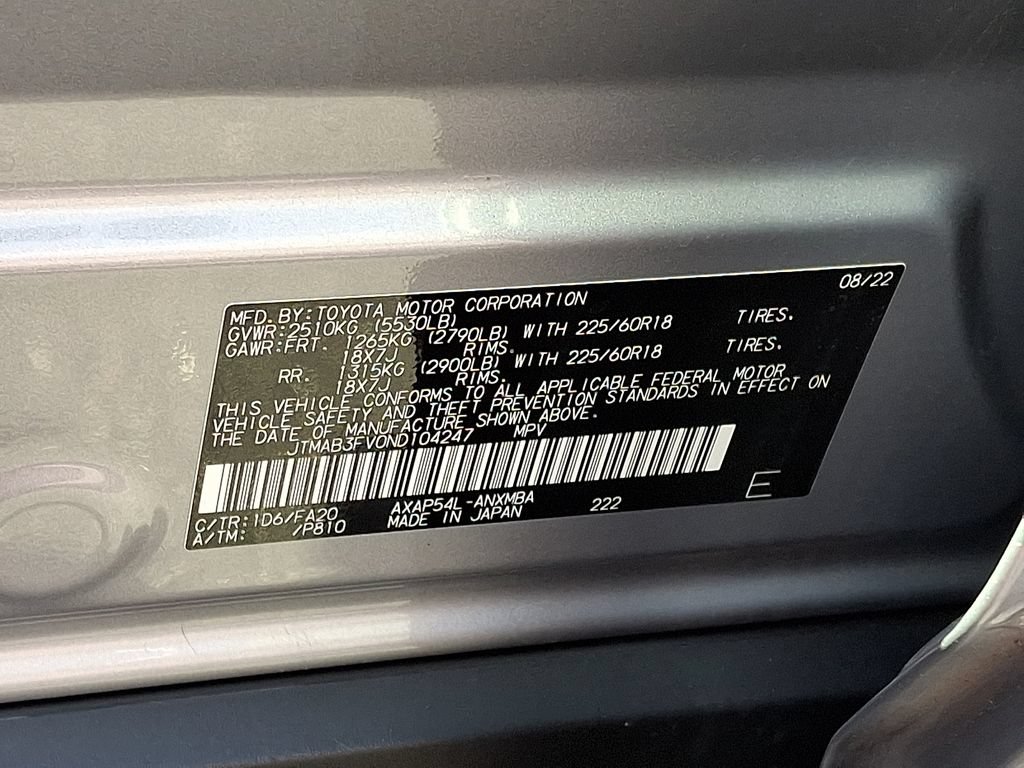 Used 2022 Toyota RAV4 SE w/ Weather & Moonroof Package AWD/4WD image 30