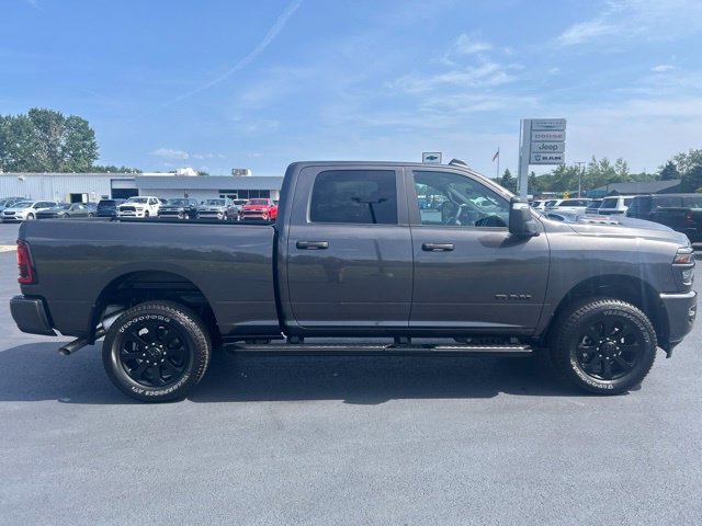 New 2026 RAM 2500 Big Horn AWD/4WD image 8