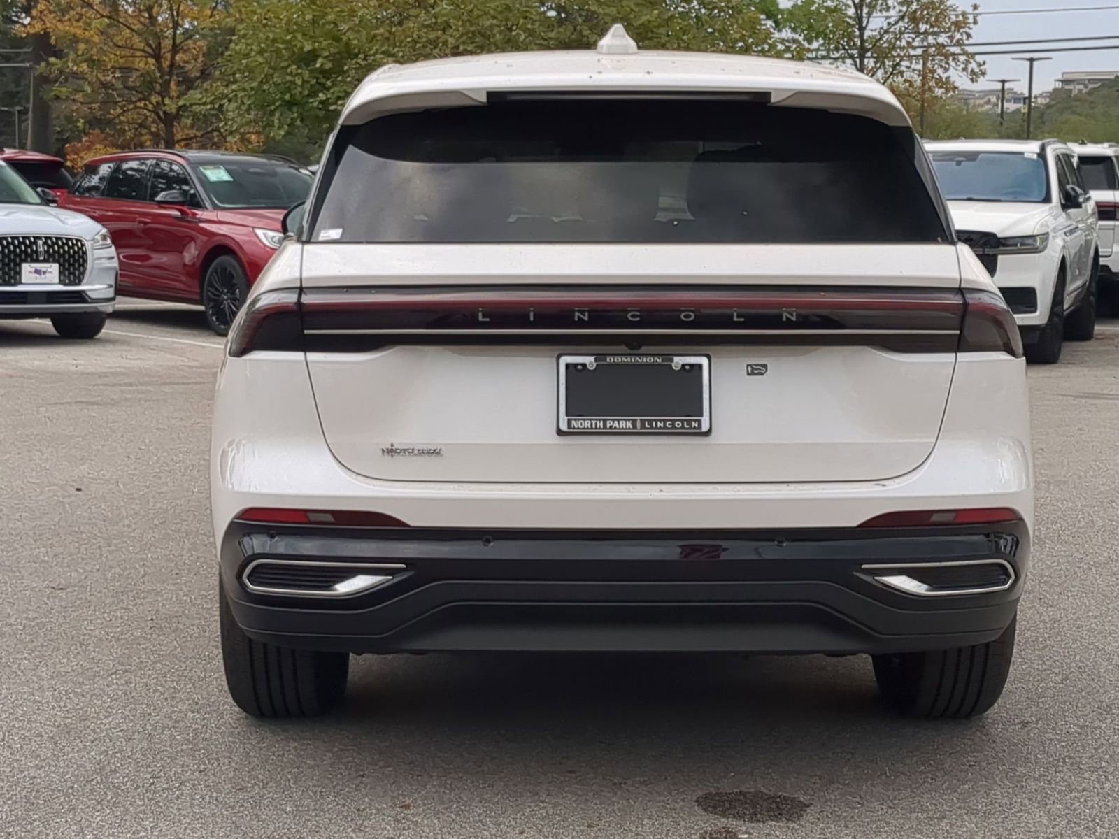 New 2026 Lincoln Nautilus Premier image 4