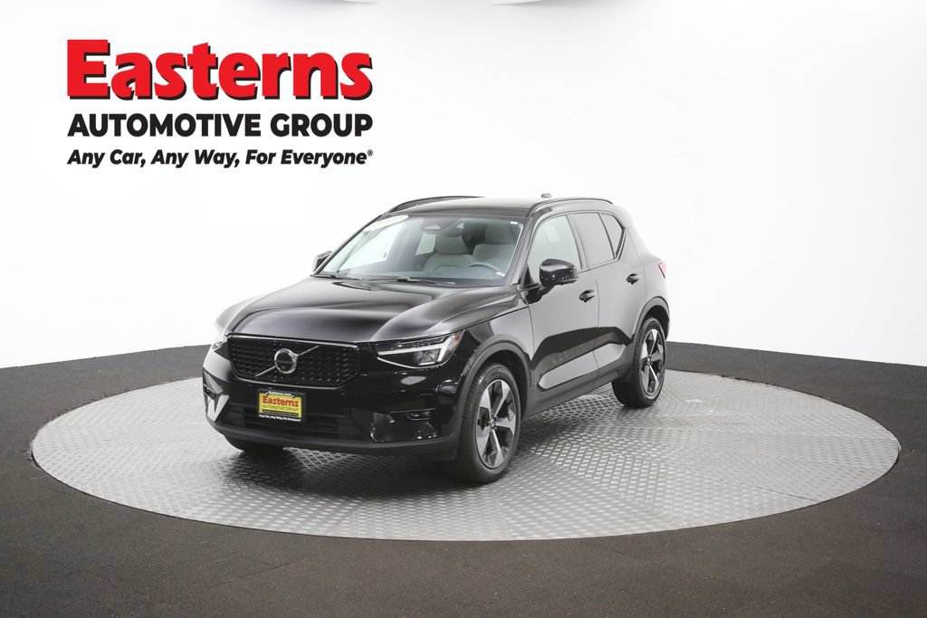 Used 2023 Volvo XC40 B4 Ultimate FWD image 49
