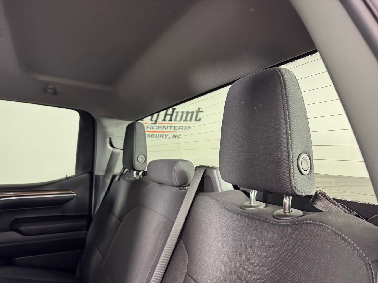 Used 2024 Chevrolet Silverado 1500 LT image 26