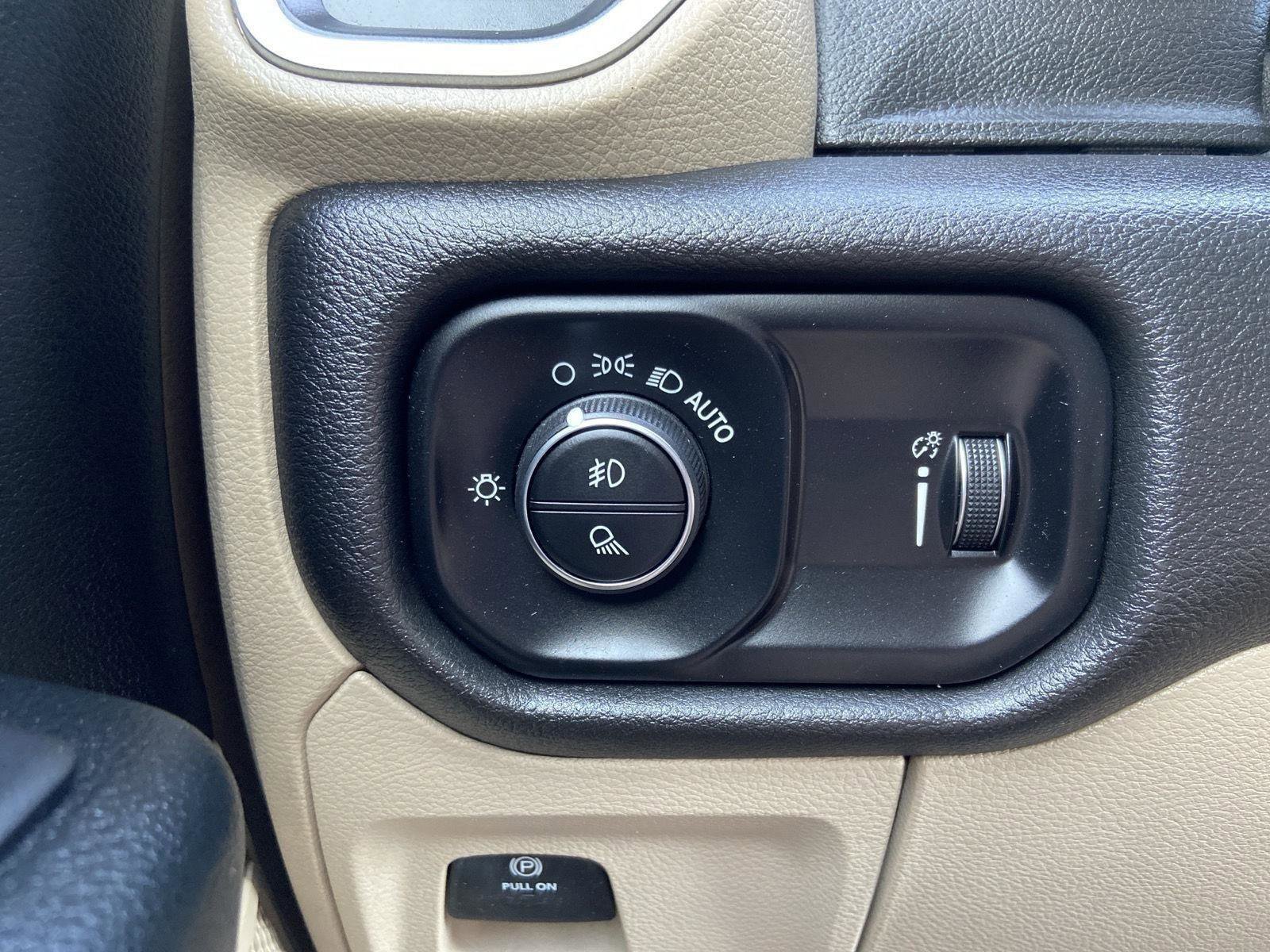 Used 2021 RAM 1500 Big Horn AWD/4WD image 19