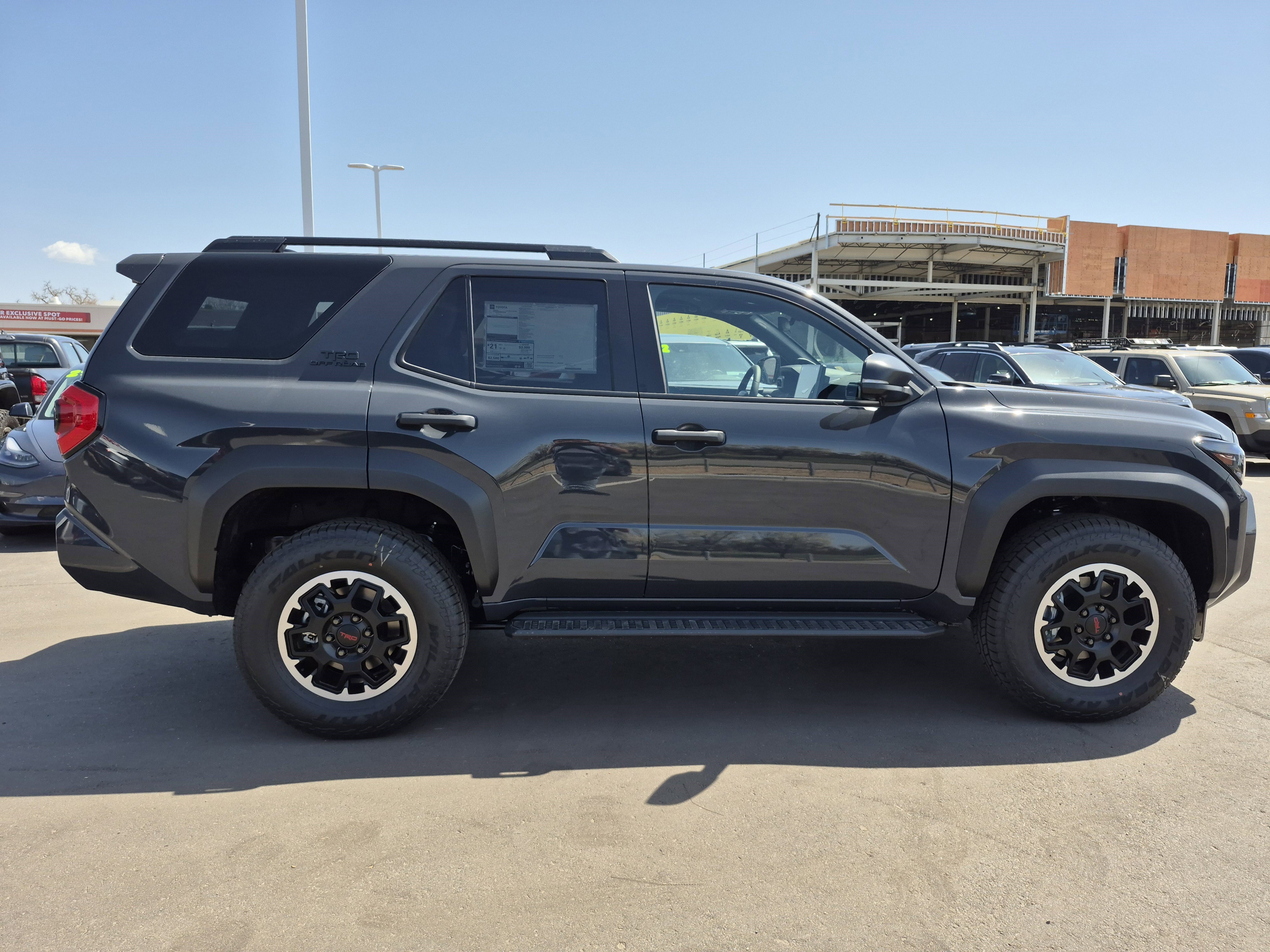 New 2026 Toyota 4Runner SR5 AWD/4WD image 7