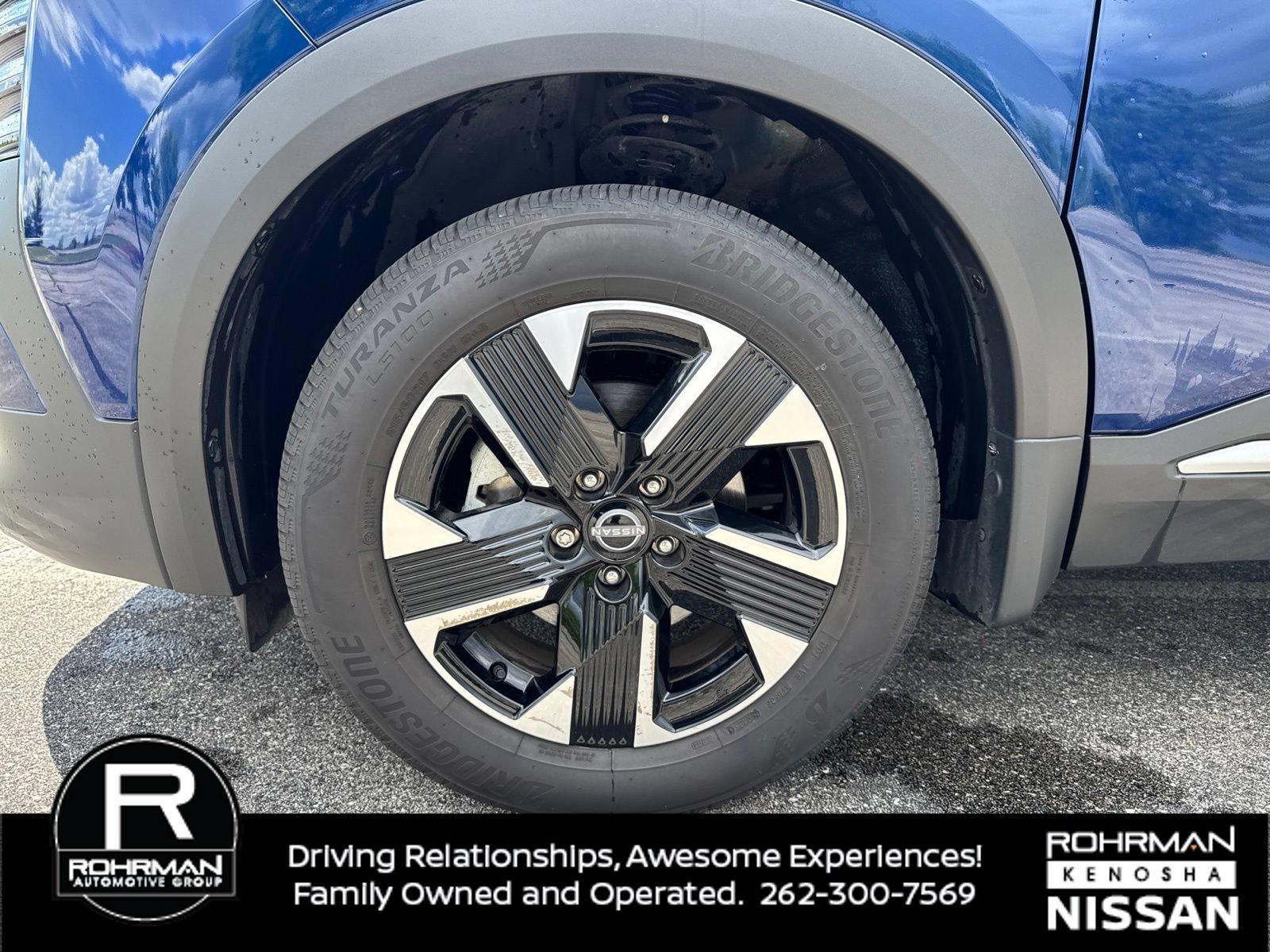 Certified 2025 Nissan Kicks SV AWD/4WD image 8