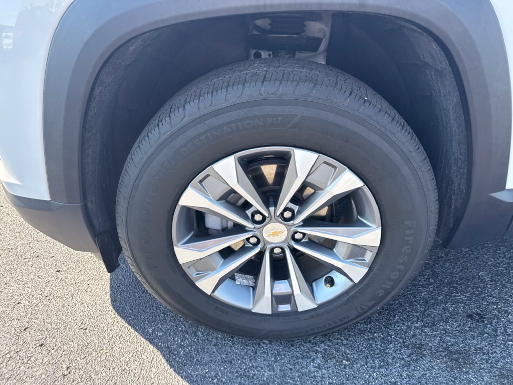 Used 2026 Chevrolet Equinox LT FWD image 29