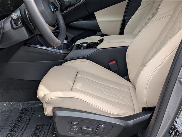 Used 2025 BMW X3 xDrive30i w/ Premium Package image 11