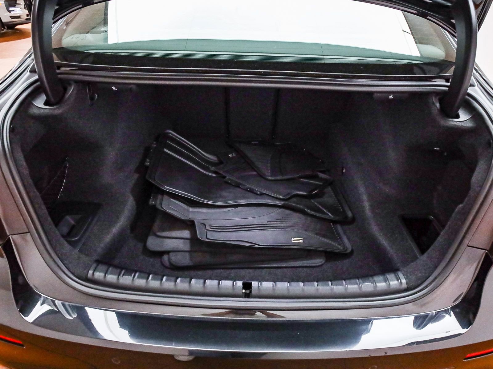 Certified 2023 BMW 540i 540i w/ Premium Package image 27