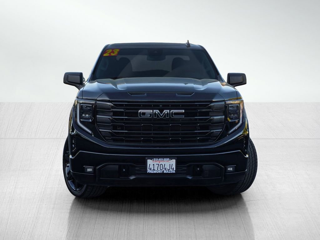 Used 2023 GMC Sierra 1500 Elevation AWD/4WD image 2