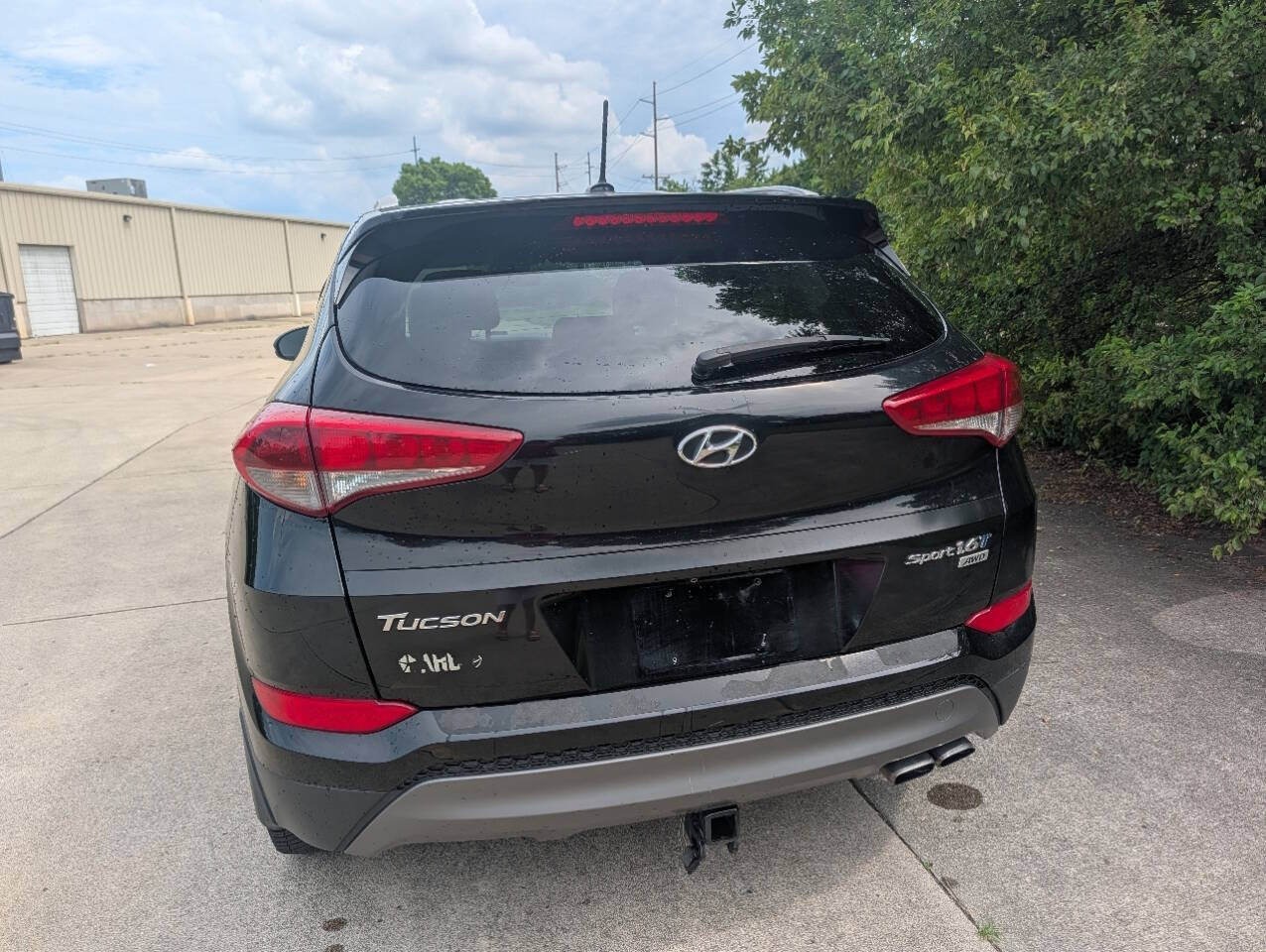 Used 2016 Hyundai Tucson Sport AWD/4WD image 2