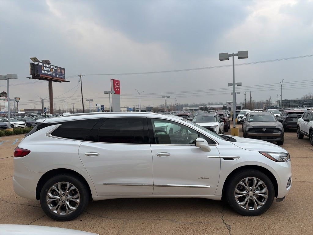 Used 2021 Buick Enclave Avenir w/ Avenir Technology Package image 5