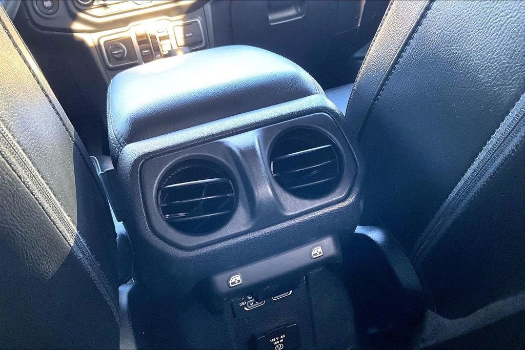 Used 2023 Jeep Wrangler Unlimited Sahara w/ Cold Weather Group image 10