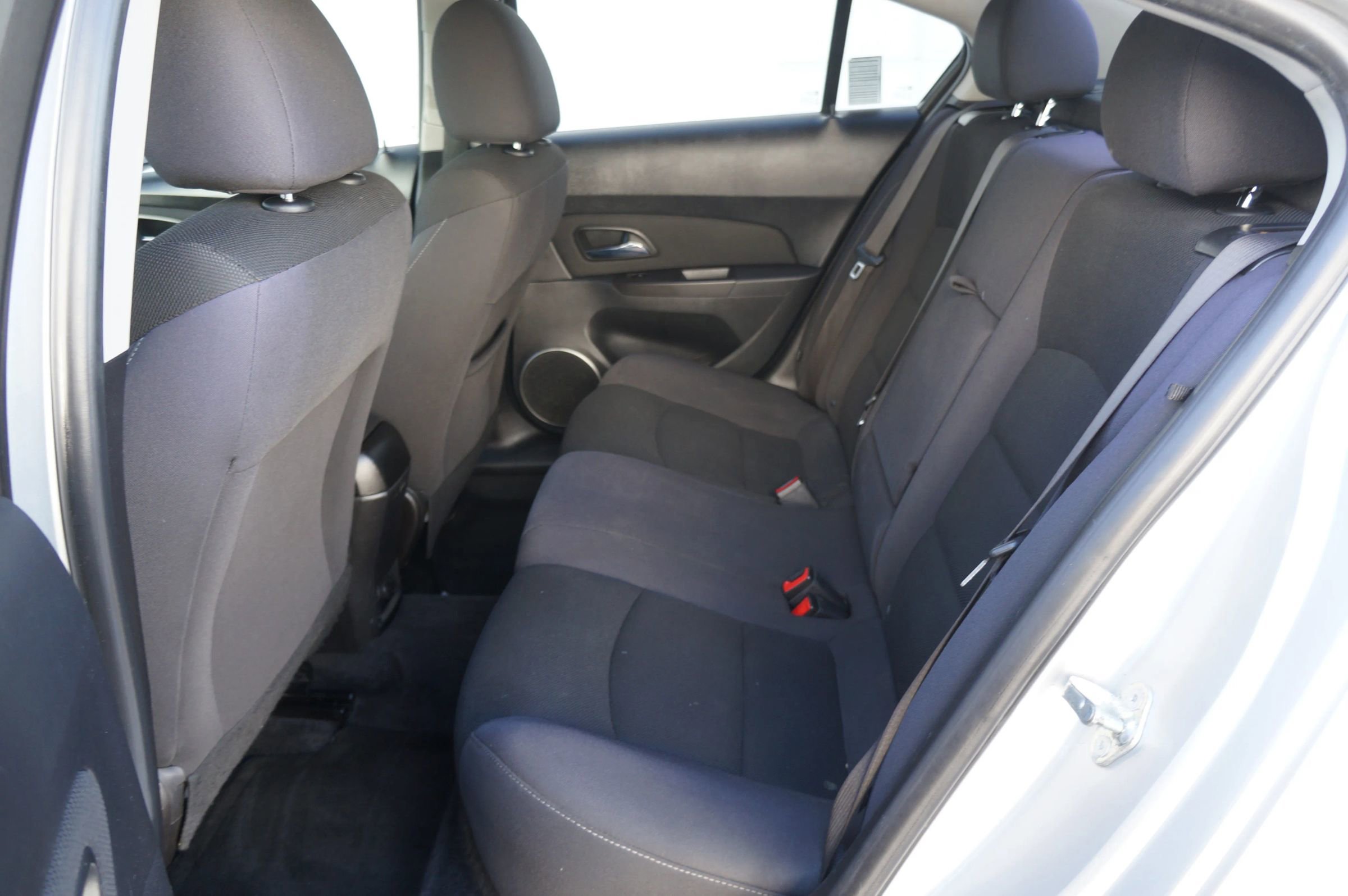 Used 2015 Chevrolet Cruze LT w/ Sun And Sound Package image 25