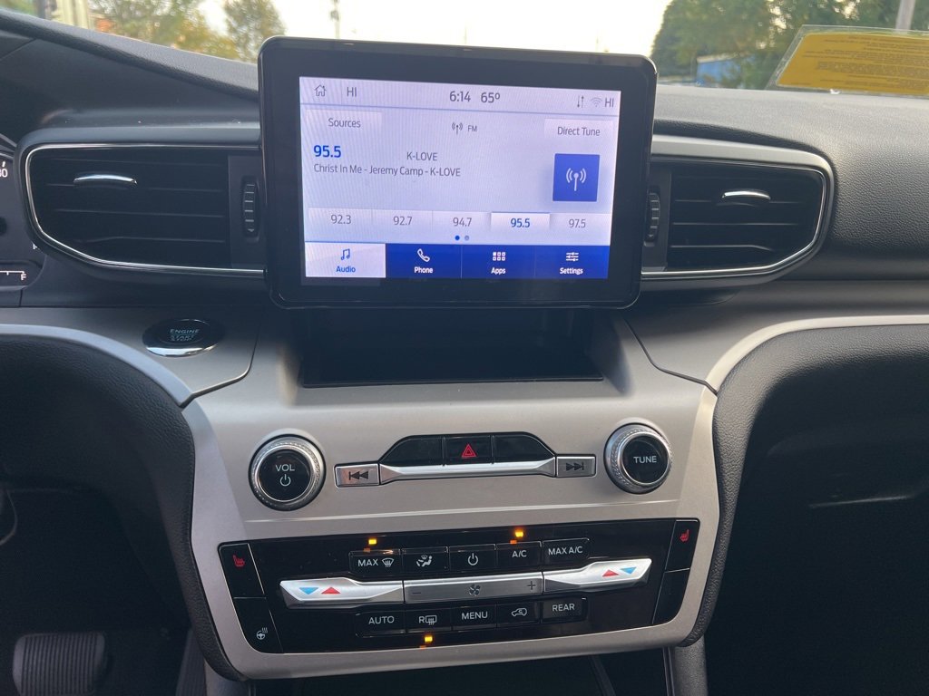 Used 2022 Ford Explorer XLT w/ Equipment Group 202A image 19