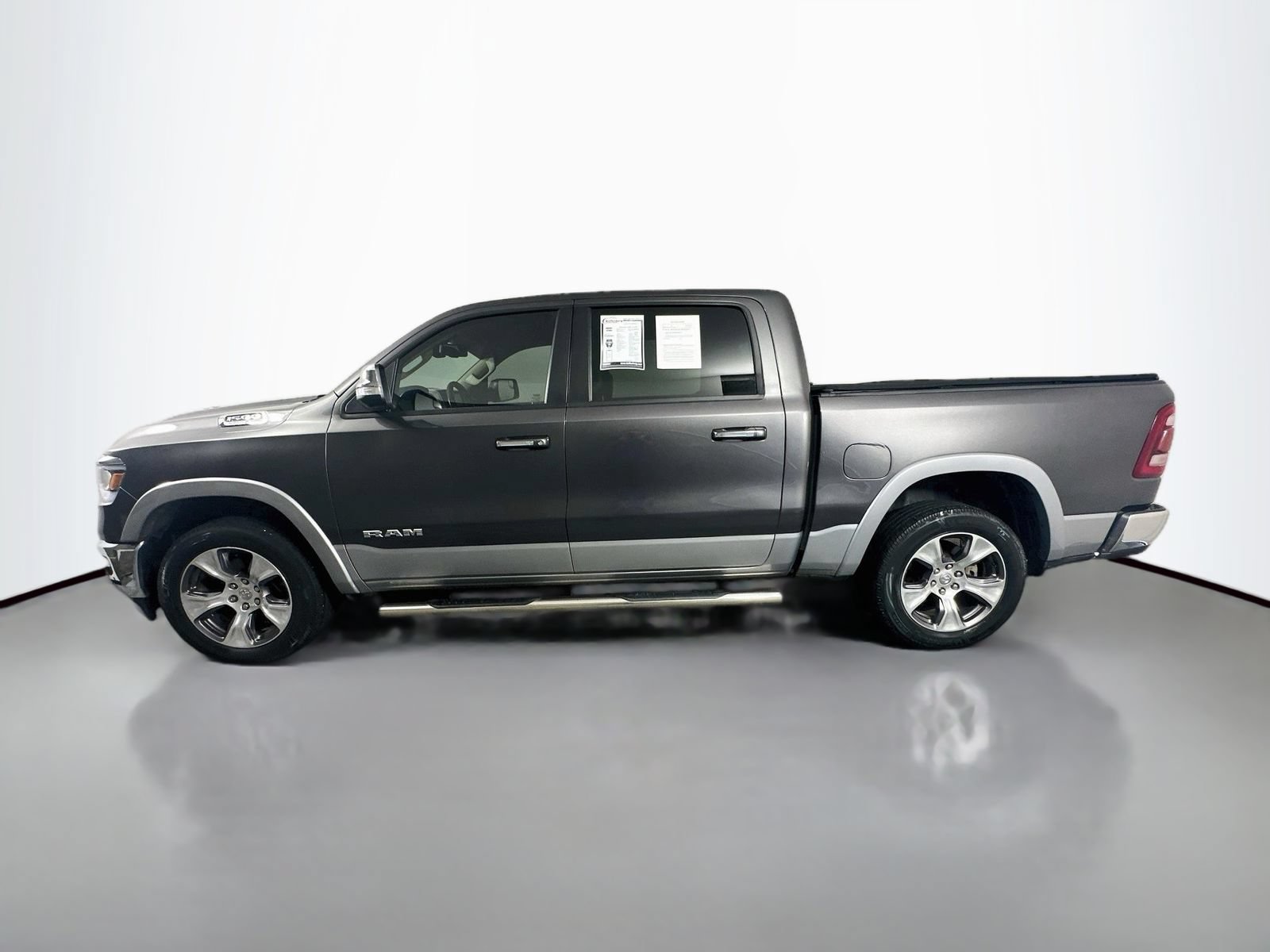 Used 2020 RAM 1500 Laramie AWD/4WD image 4