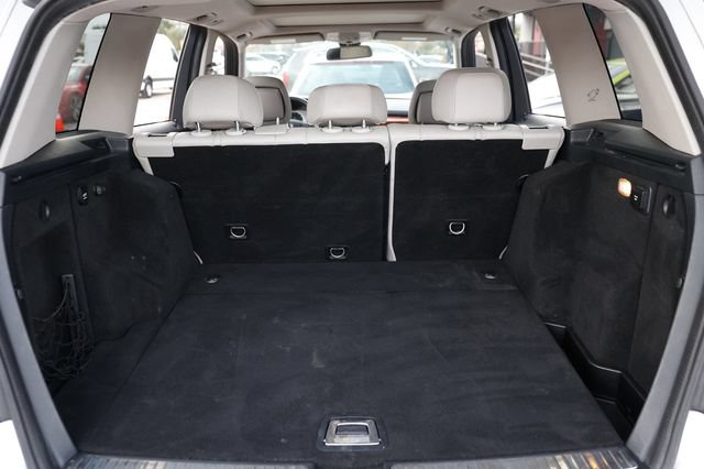 Used 2010 Mercedes-Benz GLK 350 2WD w/ Multimedia Pkg image 28
