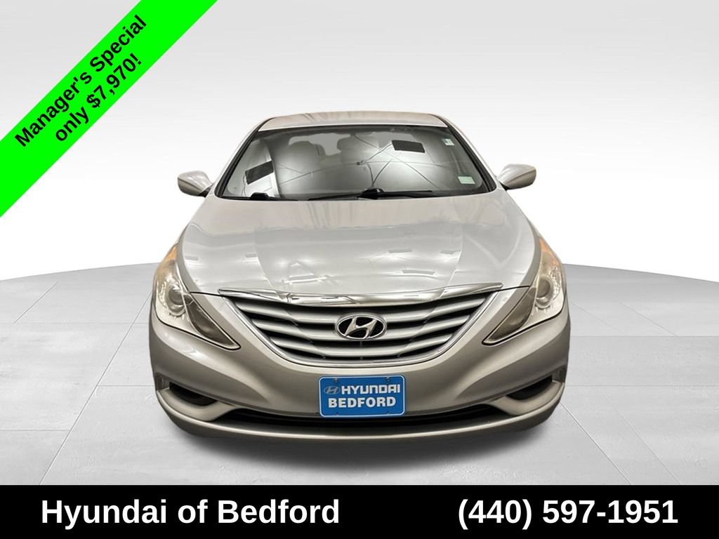 Used 2012 Hyundai Sonata GLS w/ Popular Equipment Pkg FWD image 2
