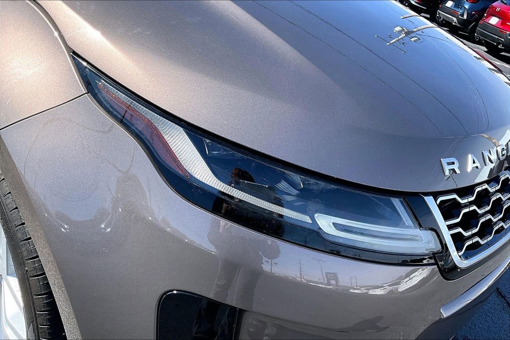 Used 2020 Land Rover Range Rover Evoque SE image 29