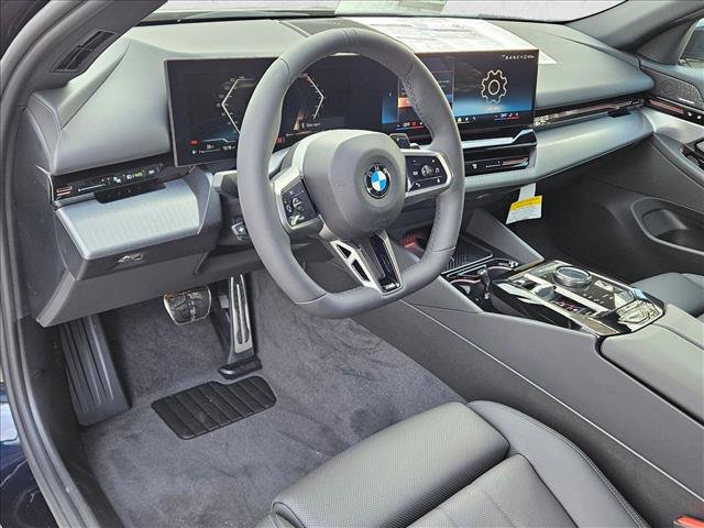 Used 2026 BMW 530i xDrive w/ M Sport Package AWD/4WD image 9