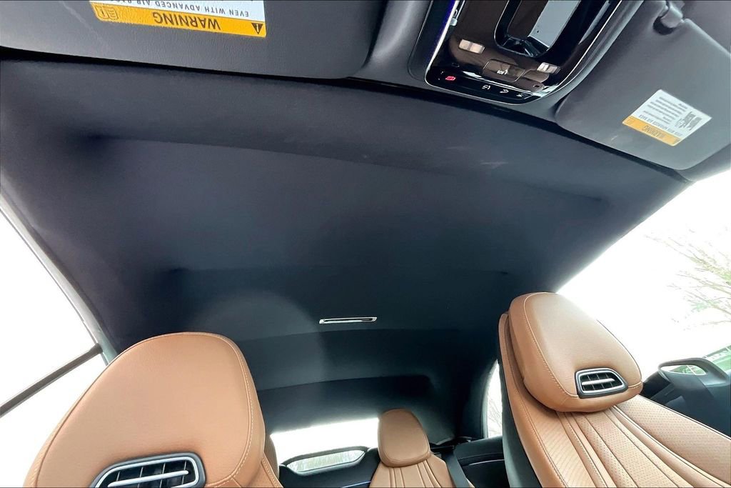 Certified 2024 Mercedes-Benz CLE 450 4MATIC Cabriolet image 17