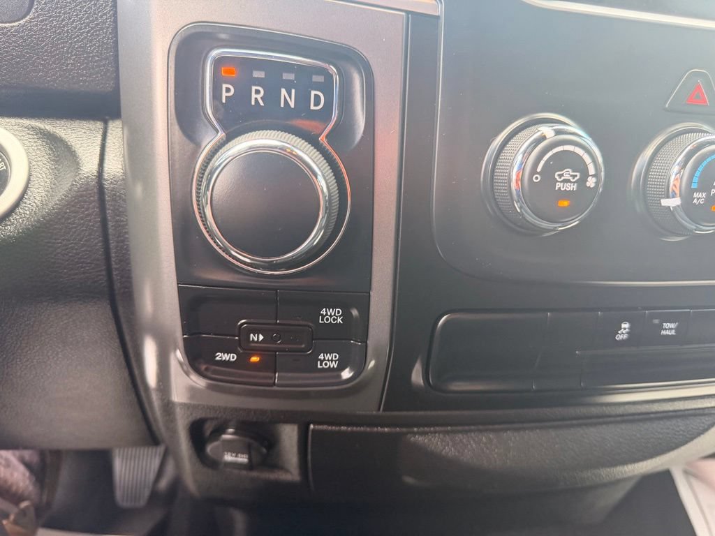 Used 2024 RAM 1500 Warlock AWD/4WD image 22