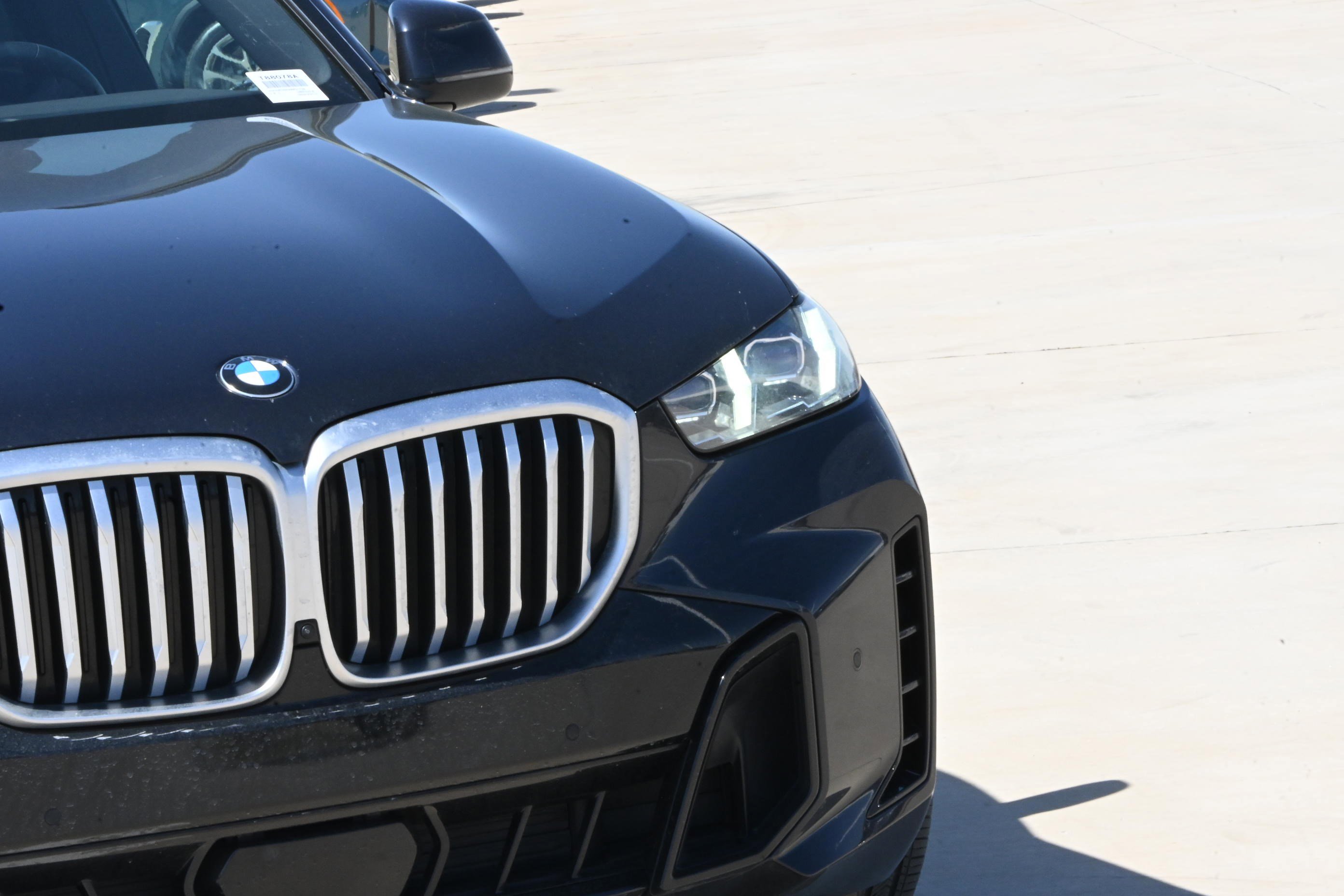 Certified 2025 BMW X5 xDrive40i w/ M Sport Package image 7