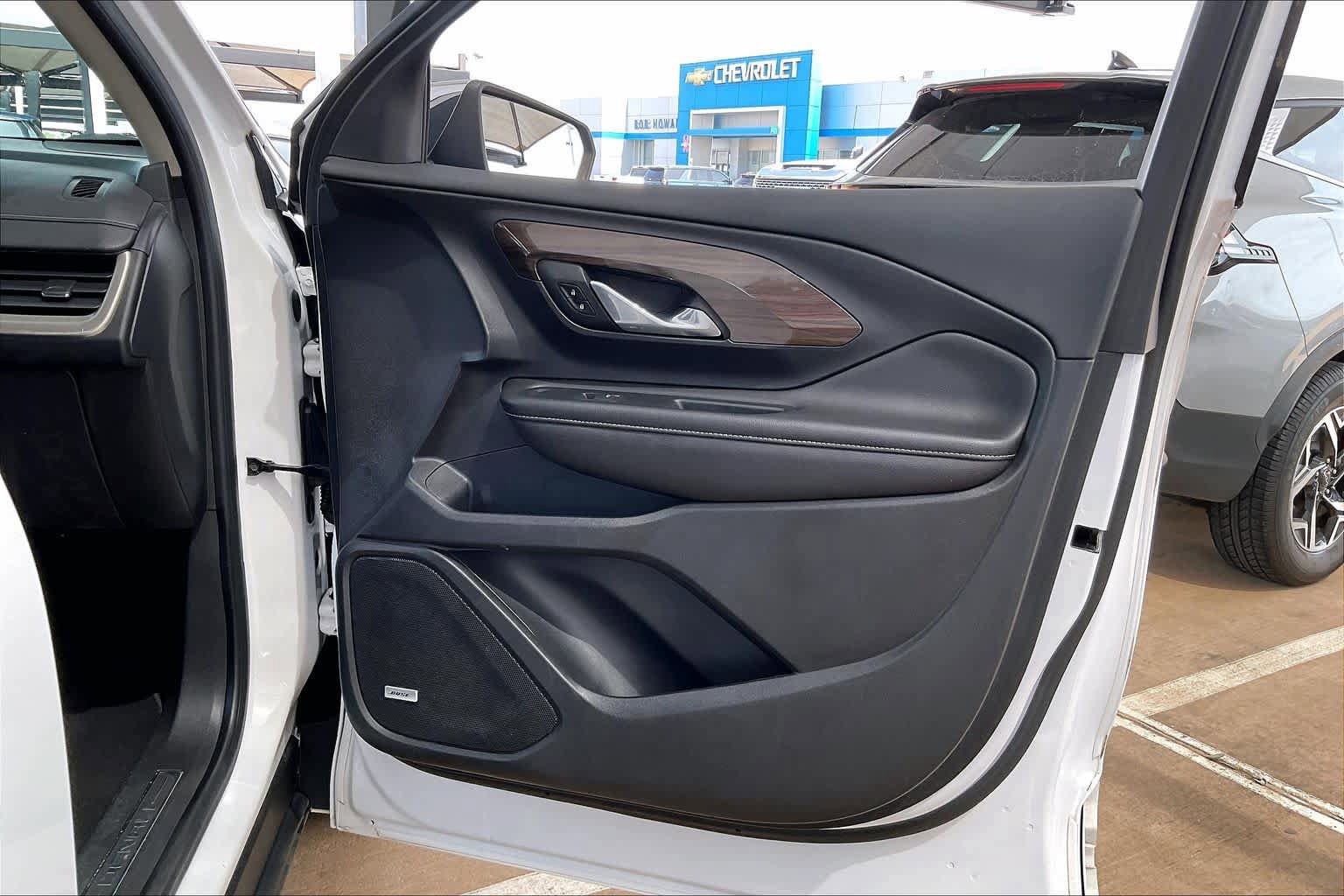Used 2020 GMC Terrain Denali w/ Denali Premium Package FWD image 22