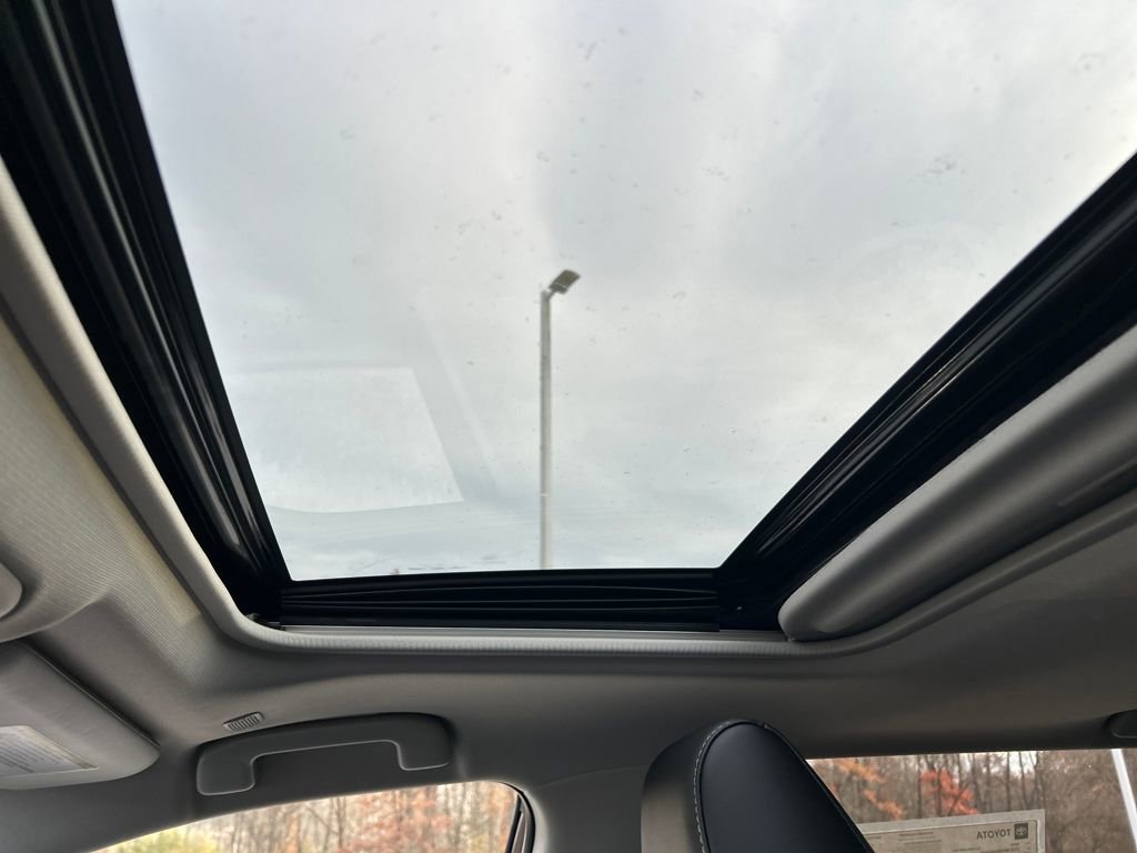 New 2025 Toyota RAV4 XLE Premium image 15