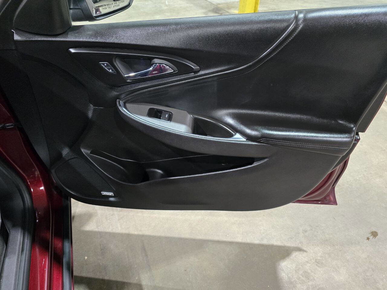 Used 2016 Chevrolet Malibu LT w/ Leather Package image 30