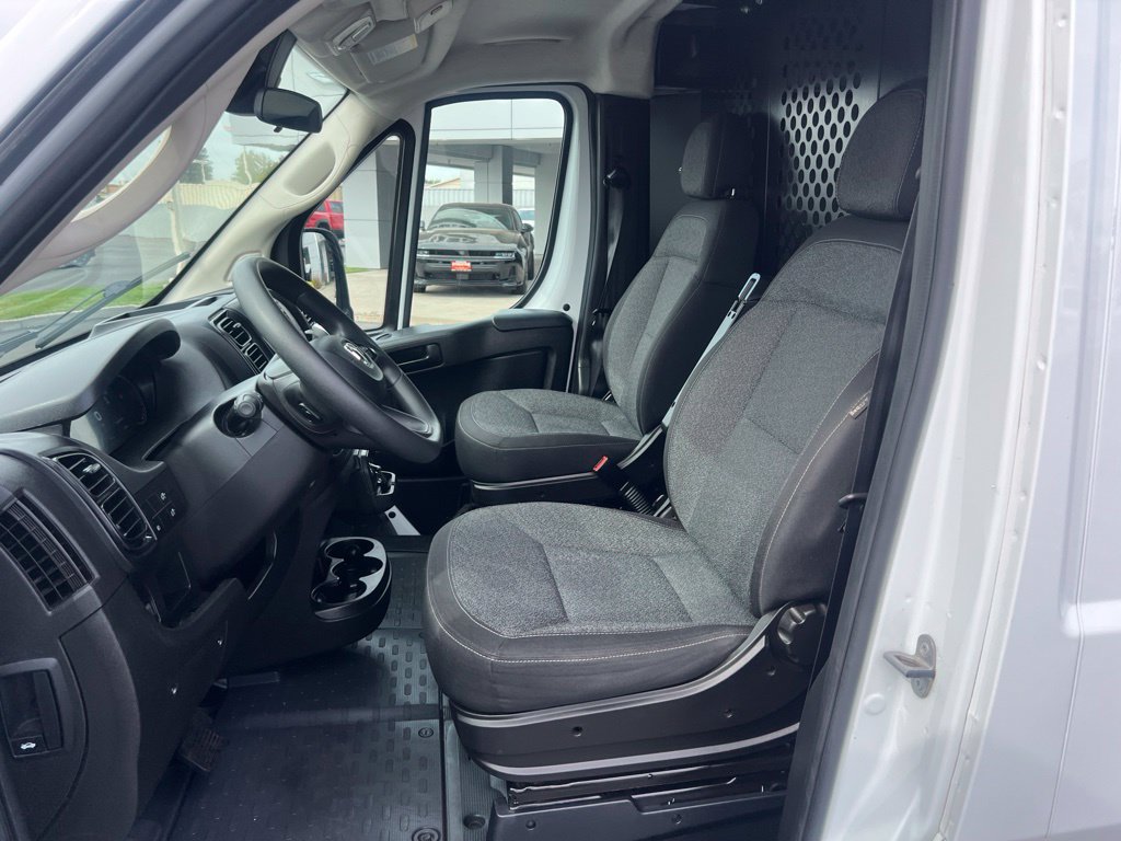 Used 2025 RAM ProMaster 2500 w/ U-Haul Equipment Group FWD image 23