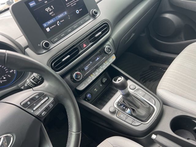 Used 2022 Hyundai Kona SEL w/ Convenience Package image 21