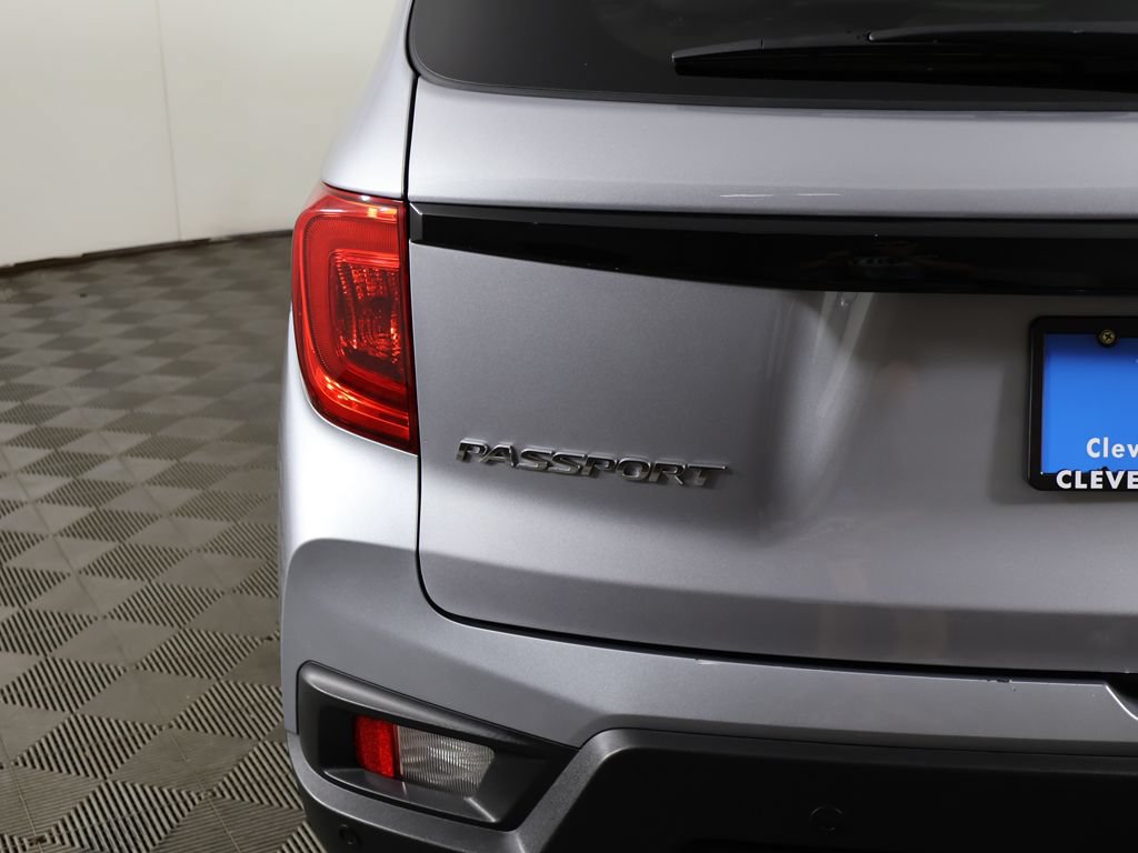 Used 2024 Honda Passport EX-L image 16