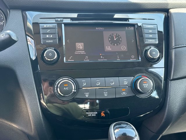 Used 2019 Nissan Rogue S FWD image 28