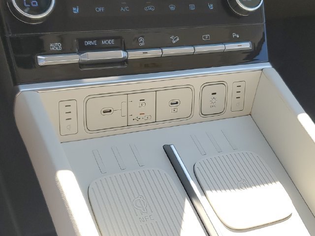 Certified 2025 Hyundai Santa Fe Calligraphy FWD image 30