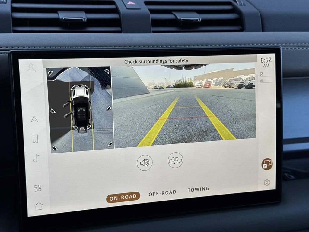 Used 2025 Land Rover Defender 110 image 26