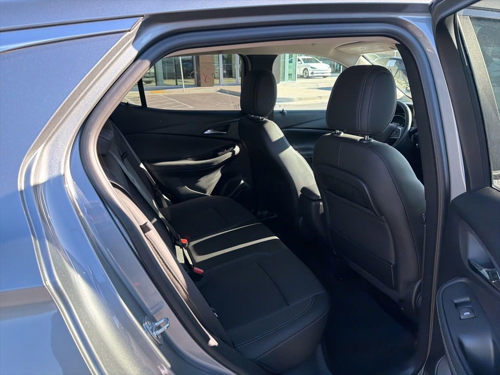 Used 2023 Buick Encore GX Select image 20