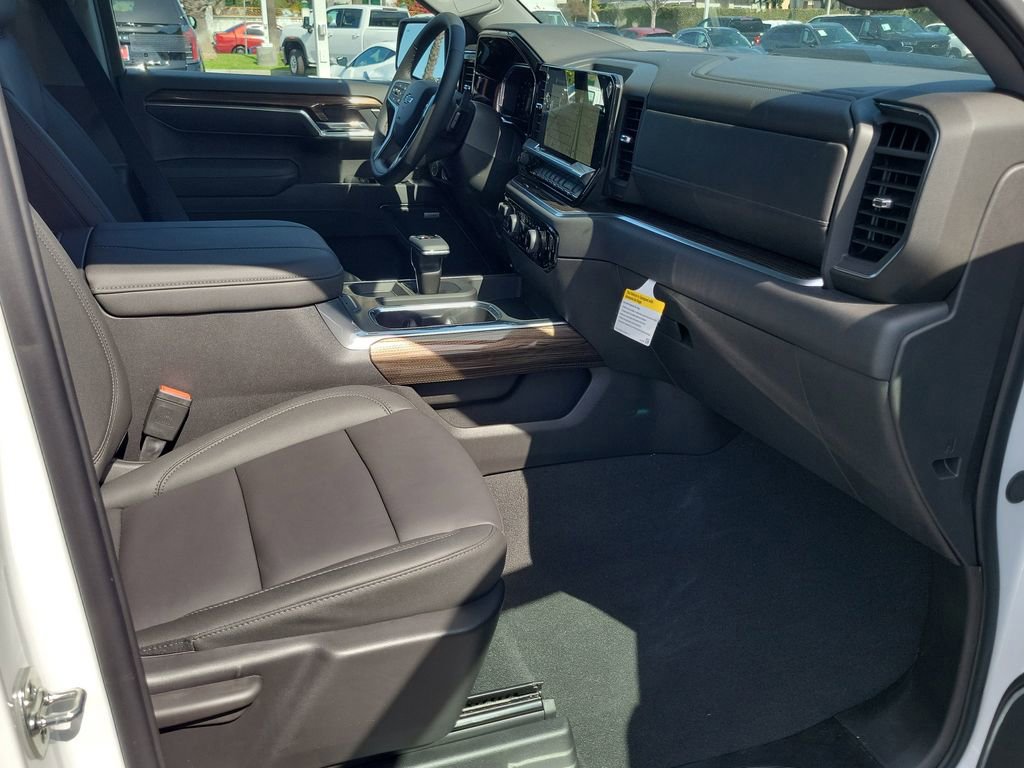 New 2026 Chevrolet Silverado 1500 LT Trail Boss w/ Safety Package AWD/4WD image 18