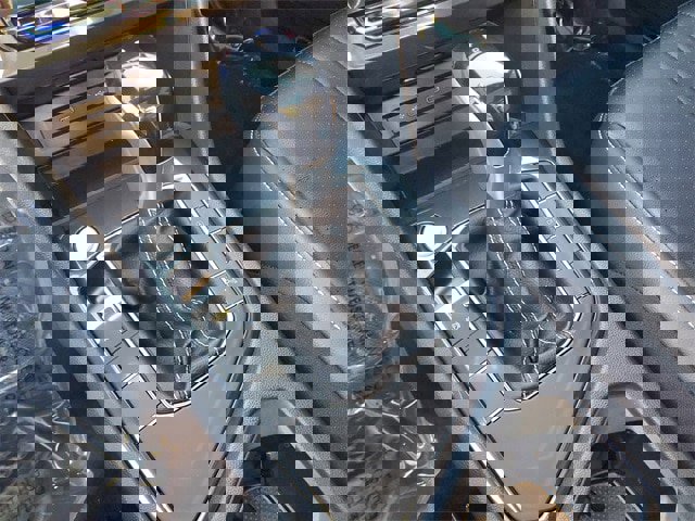 Certified 2024 Volkswagen Tiguan SE R-Line image 28