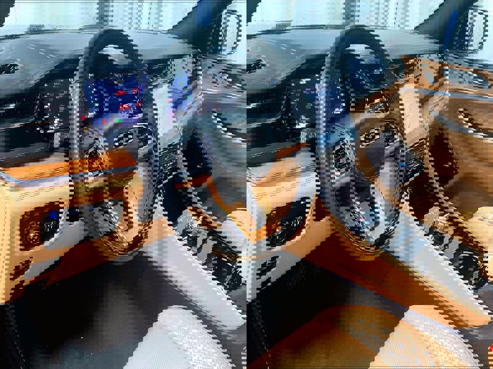 Used 2023 Jeep Grand Cherokee Summit image 8