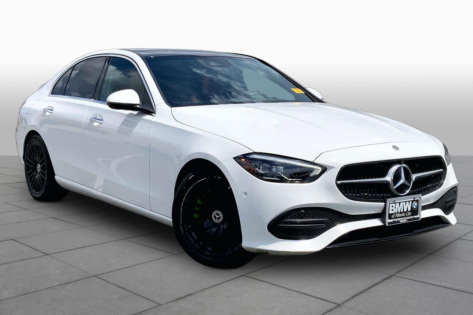 Used 2023 Mercedes-Benz C 300 4MATIC Sedan image 3
