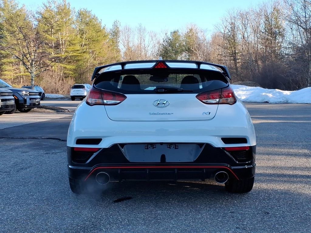 Used 2021 Hyundai Veloster N image 4