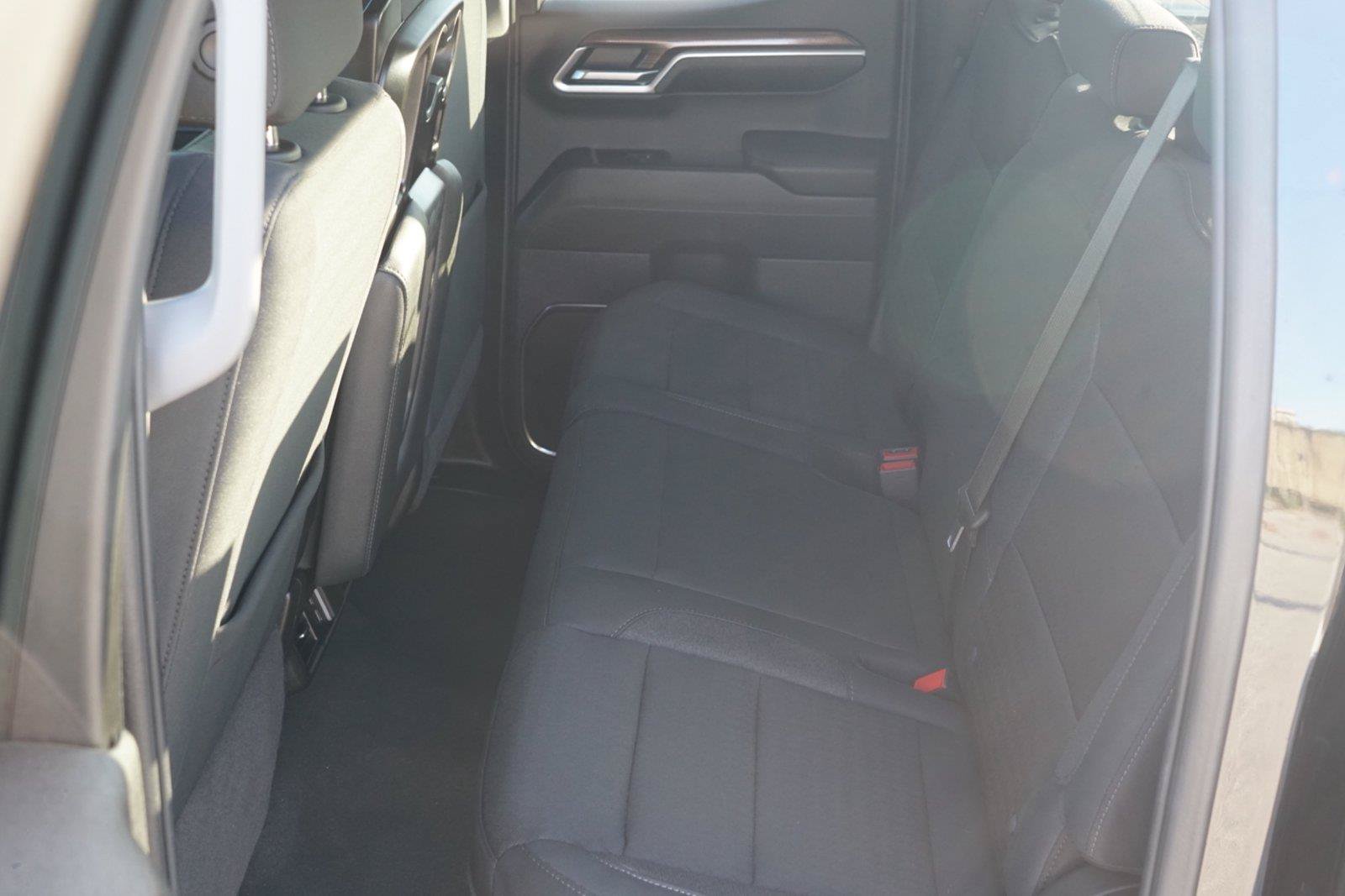 Used 2024 Chevrolet Silverado 1500 LT RWD image 22