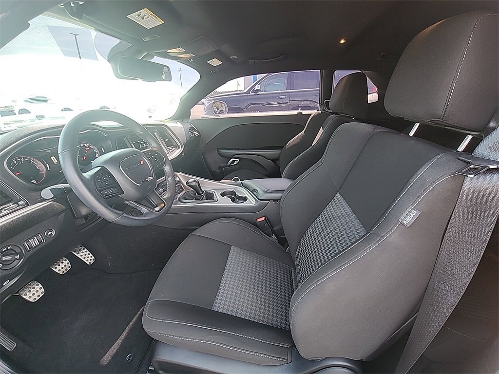 Used 2022 Dodge Challenger R/T w/ Blacktop Package image 15