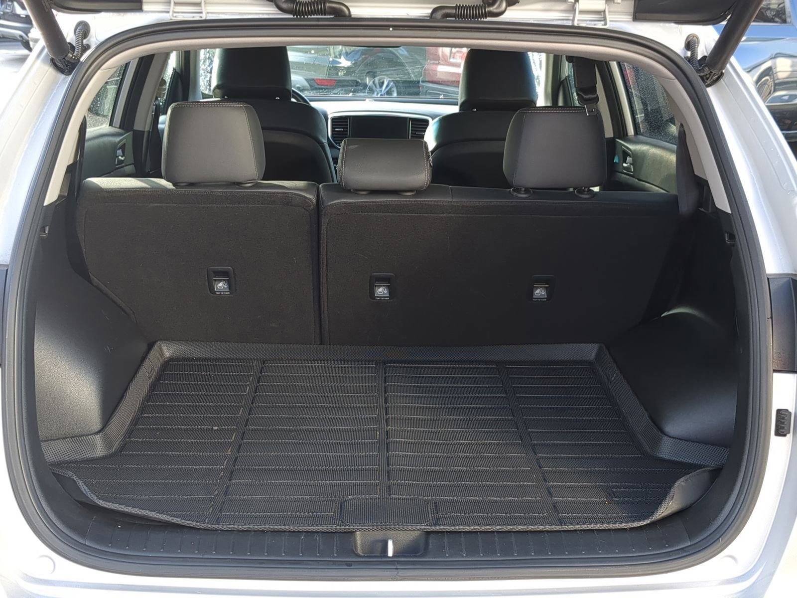 Used 2022 Kia Sportage EX image 34