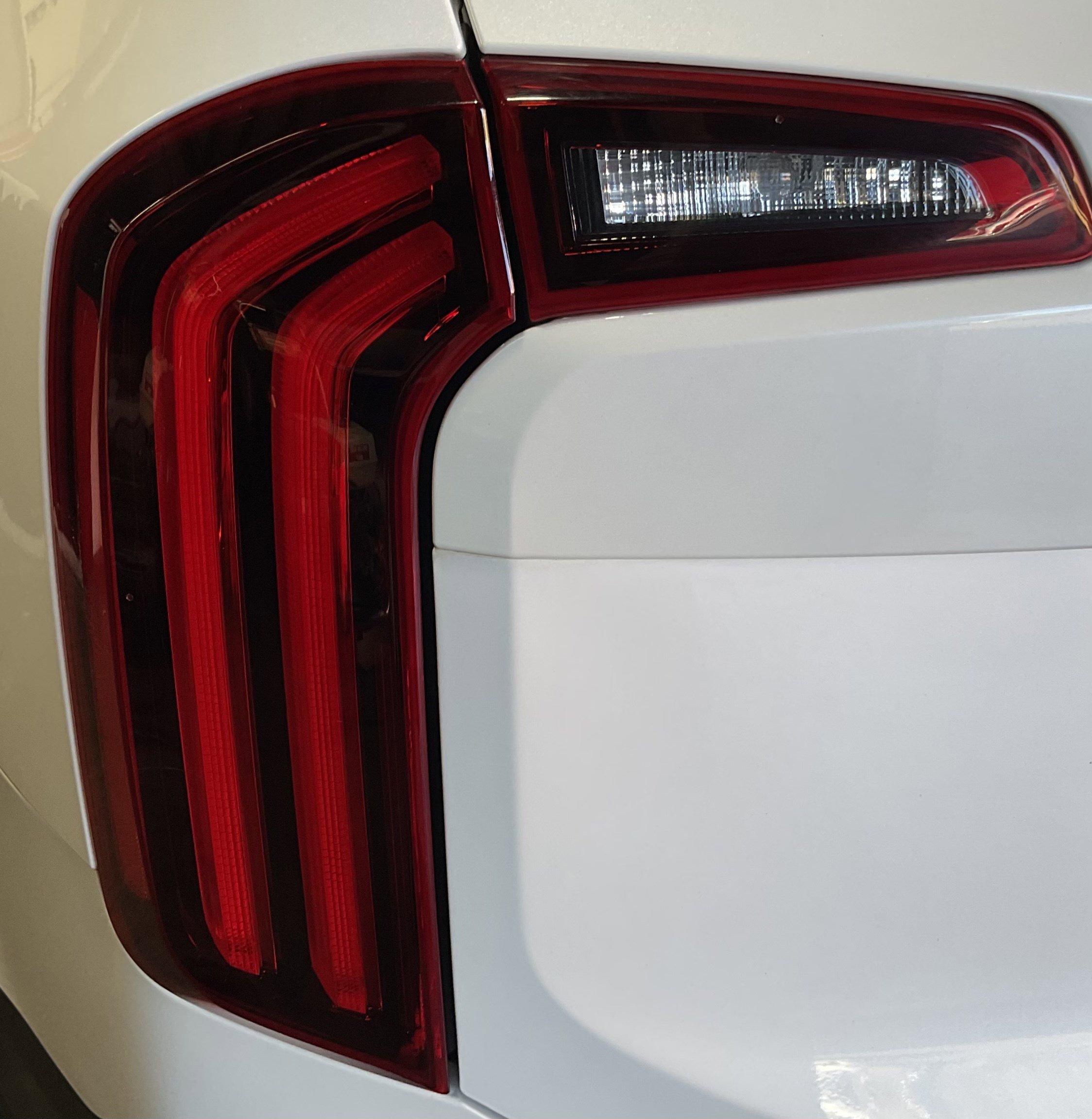 Used 2020 Kia Telluride SX image 10