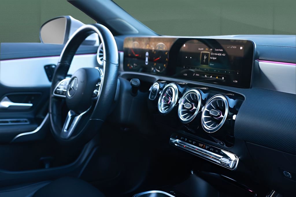 Used 2023 Mercedes-Benz CLA 250 w/ Premium Package Lite image 18