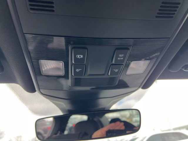 Used 2025 Volkswagen Jetta Sport image 24