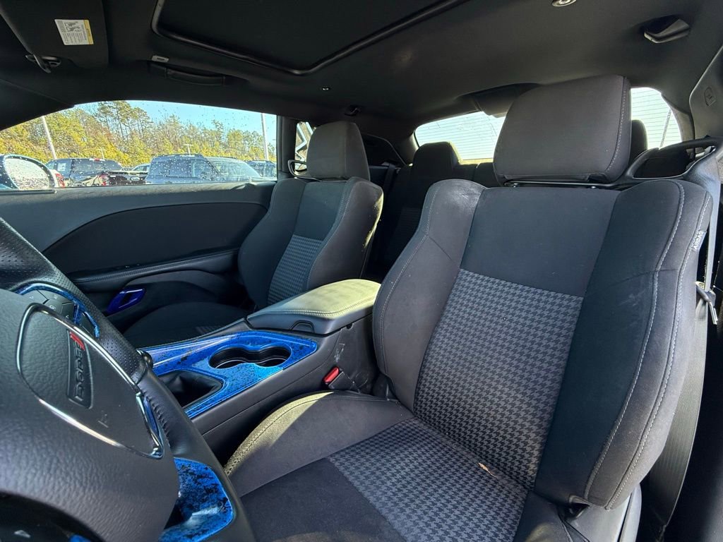 Used 2023 Dodge Challenger R/T w/ Blacktop Package image 22